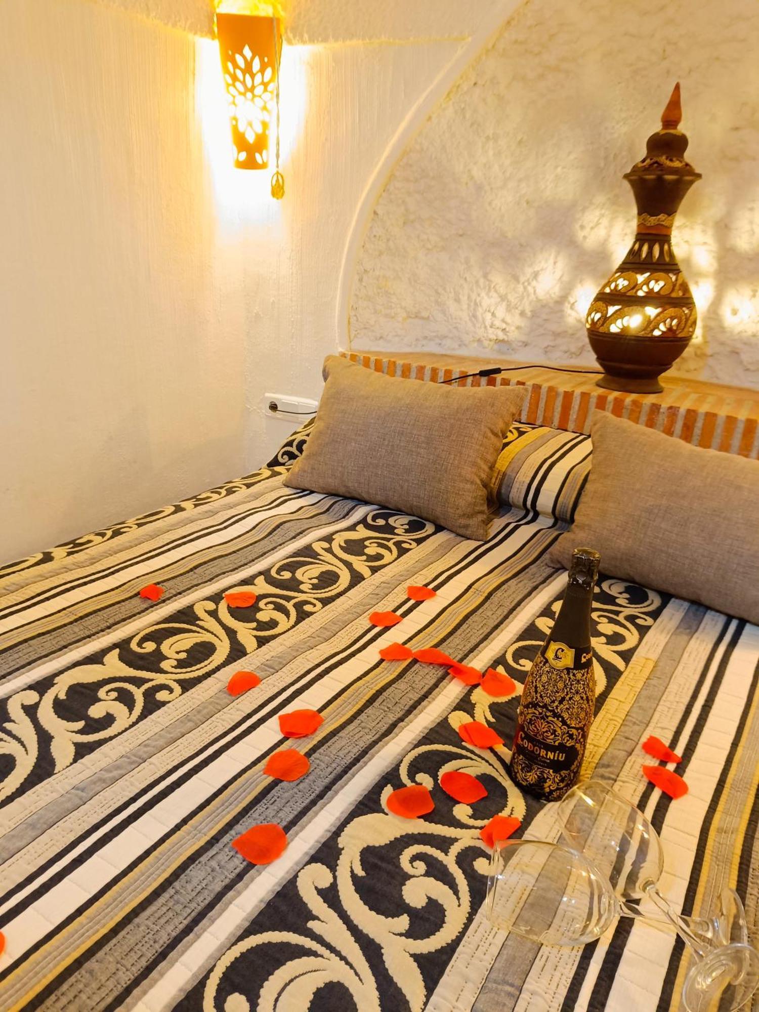 Casa Cueva The Exclusive Royal Andalusian Cave Villa Alcudia de Guadix Buitenkant foto